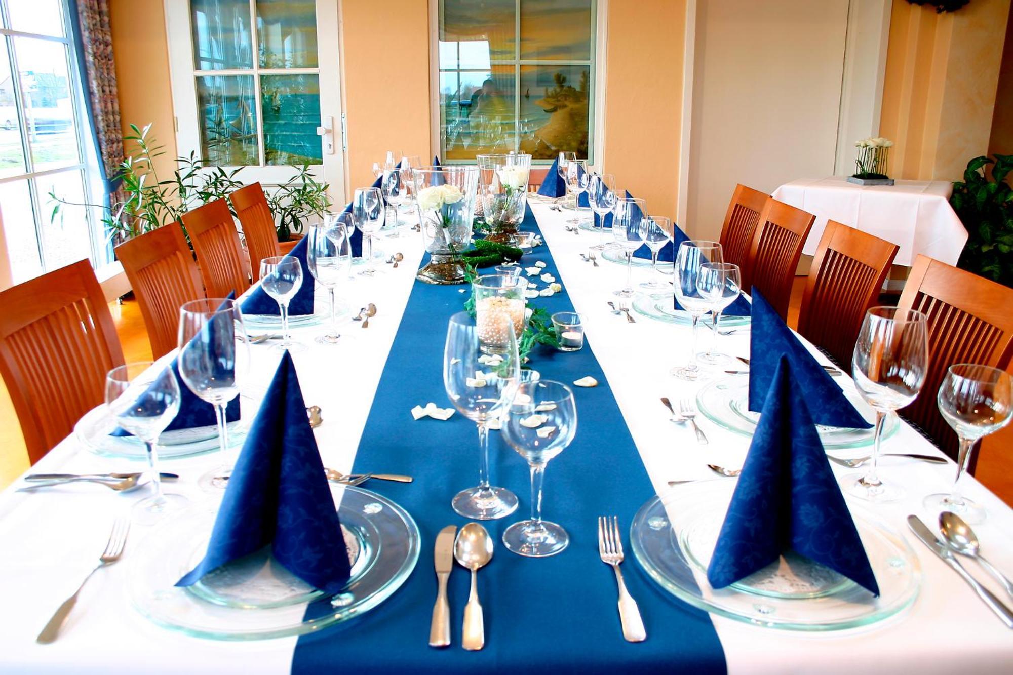 Land-Gut-Hotel Restaurant Kreuz Meyer Штур Екстер'єр фото